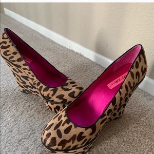 Betsey Johnson Leopard wedges